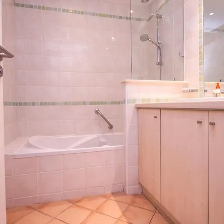 Madras Furnished Flat דירה