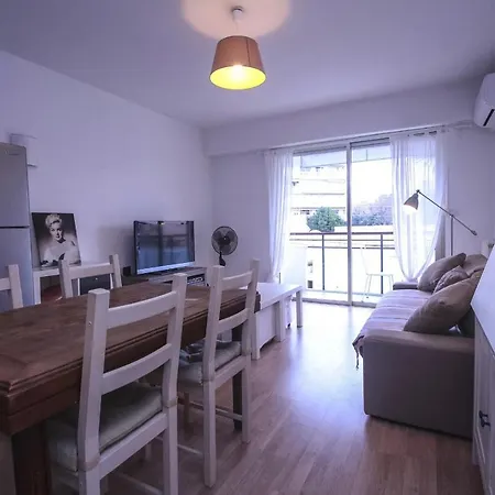 דירה Madras Furnished Flat